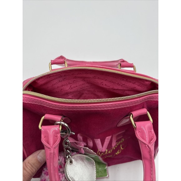 Y2K Victoria Secret Pink Love Purse Handle Pom Pom Key Chain‎ Tags Velvet